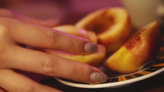 老公来电话查岗，骚B在我床上说买完零食 消息来源: 莫得感情的仙女星人