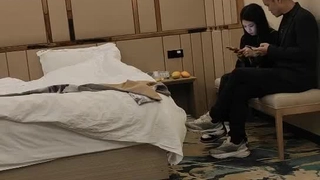 巨臀少妇车震，偷情全程大叫呻吟，连续高潮颜射