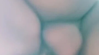 黑丝御姐小少妇露脸看着好骚啊，揉奶玩逼道具抽插自慰呻吟，被大哥压在身下爆草蹂躏，浪叫呻吟不止精彩刺激