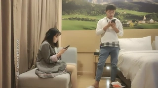 继母和继女在pervfam宿舍里进行硬核XXX