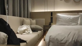 少女业余爱好者在POV中被喉咙操