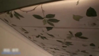卫生间草小姨子！丈母娘就在客厅看电视！刺激！